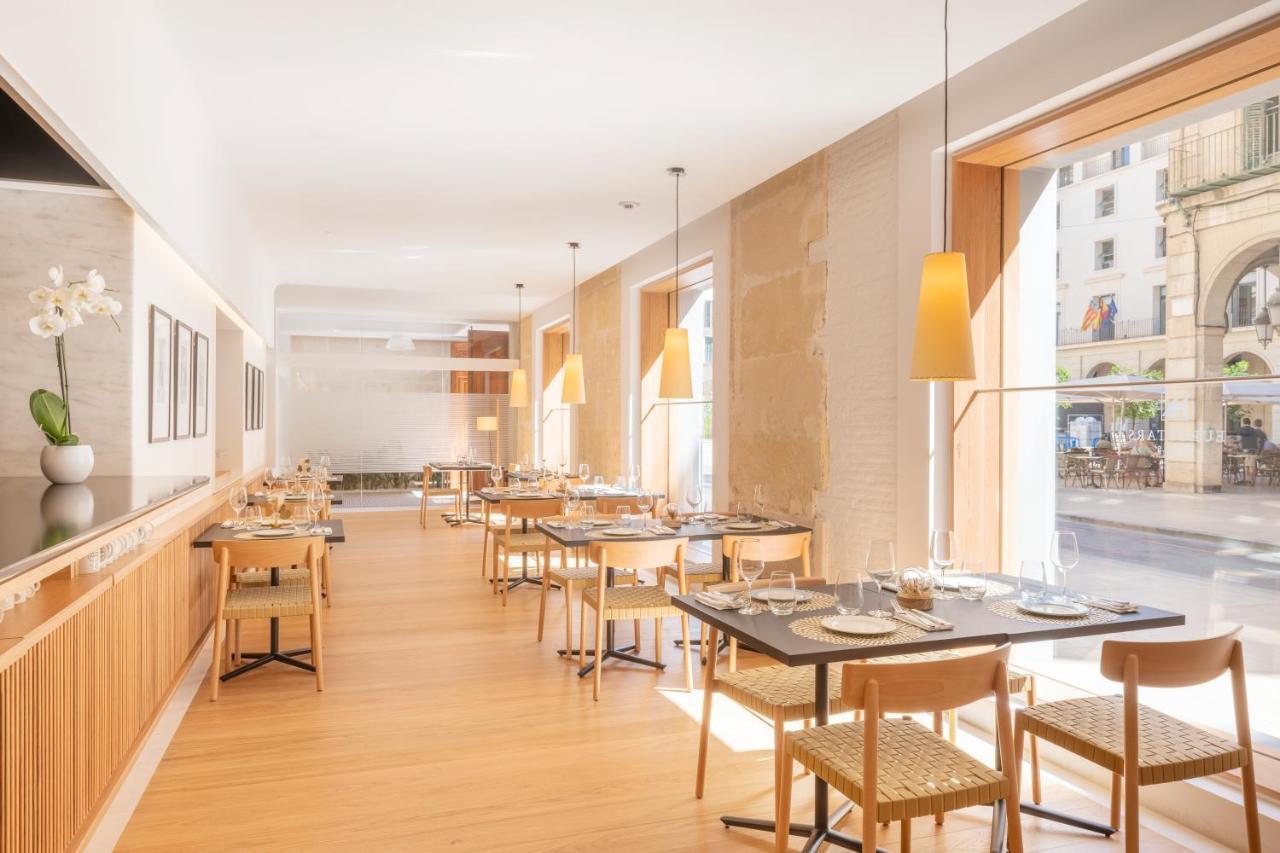 Eurostars Portico Alicante Eksteriør billede Restaurant AOC
